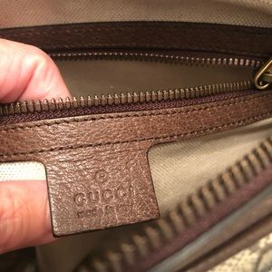 Ophidia GG small messenger bag.